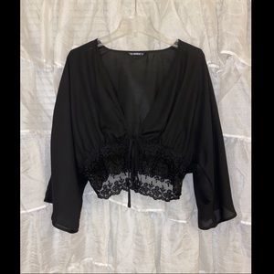 SHEIN Lace Trim Crop Top